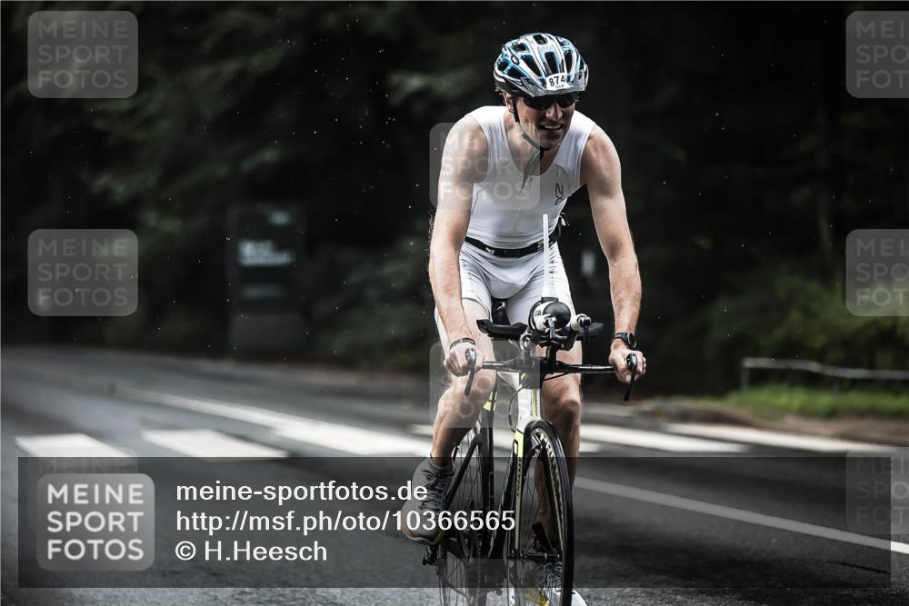 13.09.2026 - Stadtparktriathlon H.Heesch http://msf.ph/oto/10366565 13.09.2026 12:01:14 Radfahren 728, 835, 874, 907, 1006, 1050 meine-sportfotos.de