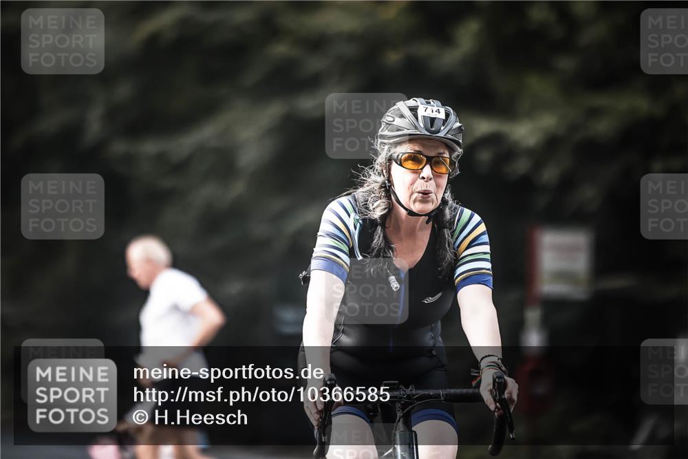 13.09.2026 - Stadtparktriathlon H.Heesch http://msf.ph/oto/10366585 13.09.2026 11:23:28 Radfahren 658, 679, 714, 738, 743, 750, 773, 790, 802 meine-sportfotos.de