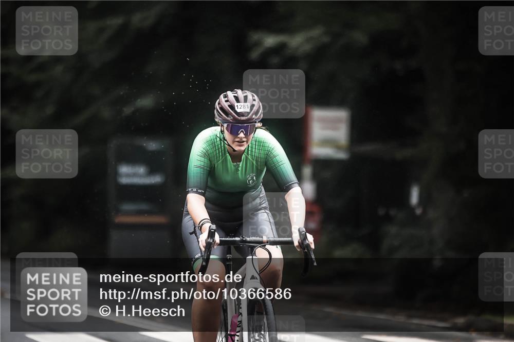 13.09.2026 - Stadtparktriathlon H.Heesch http://msf.ph/oto/10366586 13.09.2026 13:15:30 Radfahren 1244, 1281, 1317, 1379, 1466 meine-sportfotos.de