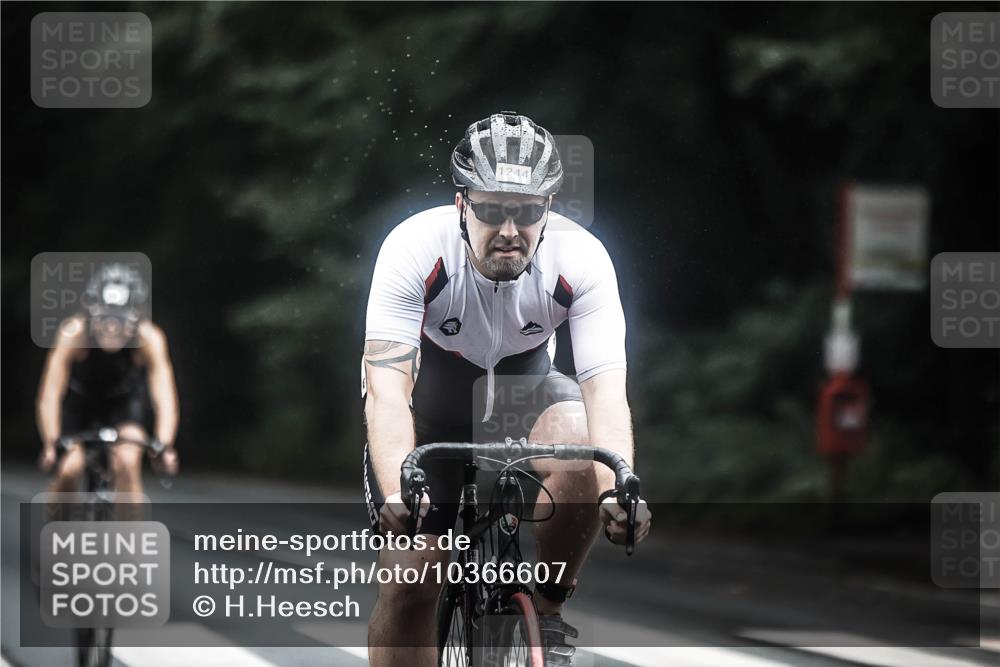 13.09.2026 - Stadtparktriathlon H.Heesch http://msf.ph/oto/10366607 13.09.2026 13:15:36 Radfahren 1219, 1244, 1281, 1379, 1466 meine-sportfotos.de
