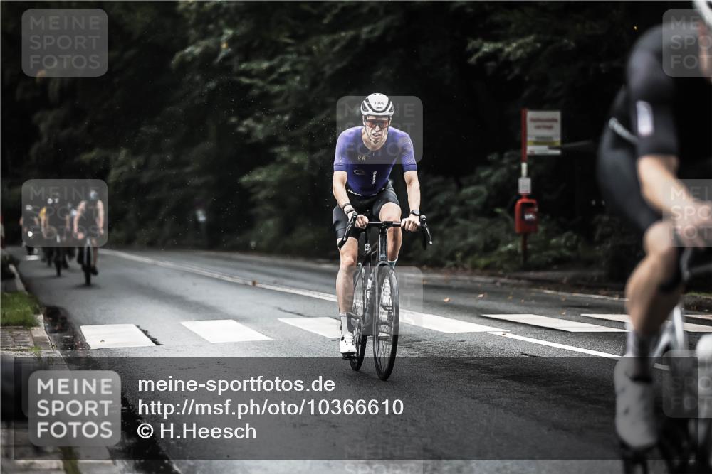 13.09.2026 - Stadtparktriathlon H.Heesch http://msf.ph/oto/10366610 13.09.2026 12:01:17 Radfahren 728, 835, 861, 874, 995, 1006, 1027, 1050 meine-sportfotos.de