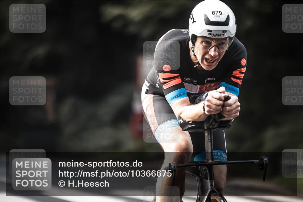 13.09.2026 - Stadtparktriathlon H.Heesch http://msf.ph/oto/10366675 13.09.2026 11:23:34 Radfahren 679, 765, 802, 804 meine-sportfotos.de