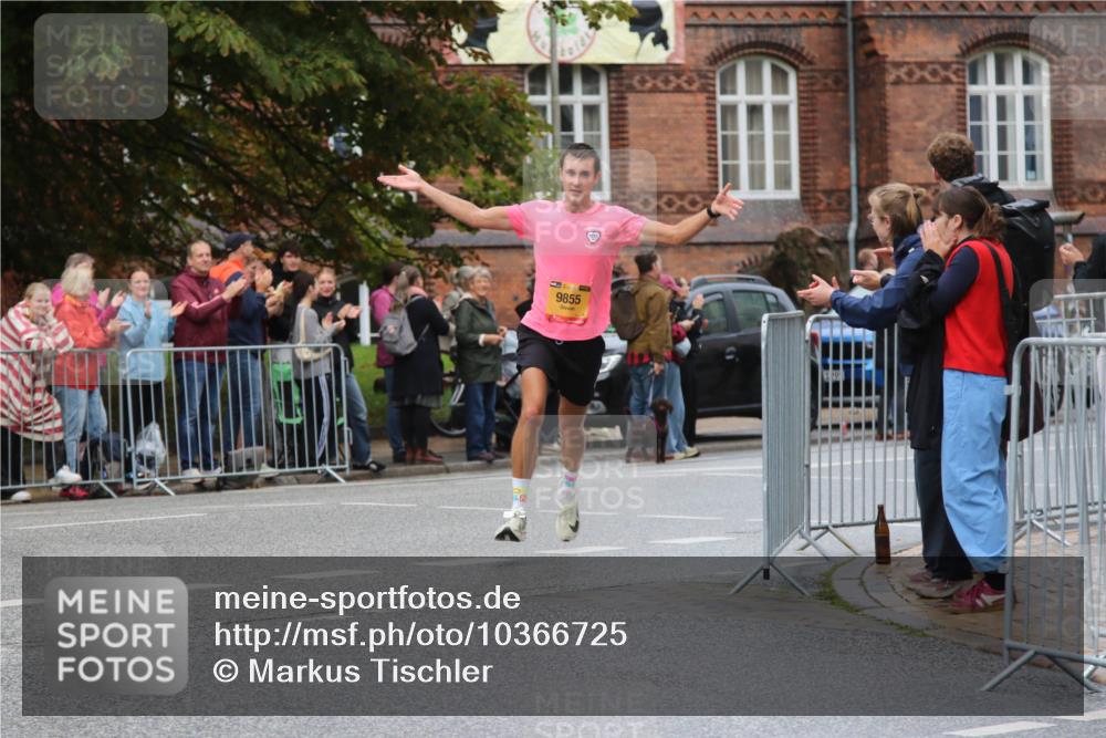 13.09.2026 - Kiel Lauf Markus Tischler http://msf.ph/oto/10366725 13.09.2026 12:13:41 Fleethörn 9855 meine-sportfotos.de