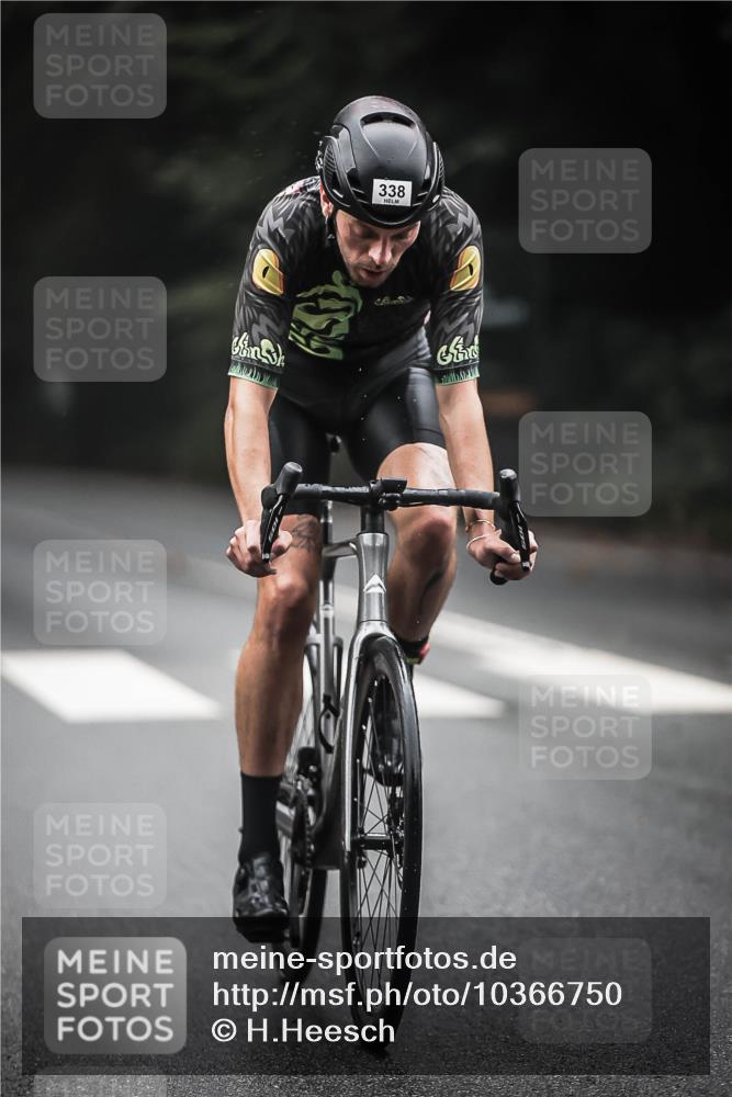 13.09.2026 - Stadtparktriathlon H.Heesch http://msf.ph/oto/10366750 13.09.2026 10:14:39 Radfahren 338 meine-sportfotos.de