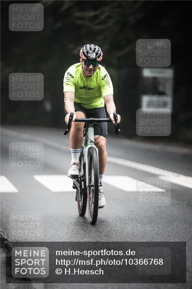 13.09.2026 - Stadtparktriathlon H.Heesch http://msf.ph/oto/10366768 13.09.2026 10:14:47 Radfahren 285, 314 meine-sportfotos.de