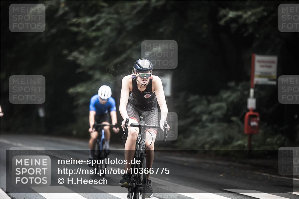 13.09.2026 - Stadtparktriathlon H.Heesch http://msf.ph/oto/10366775 13.09.2026 13:16:04 Radfahren 1258, 1366, 1428, 1452 meine-sportfotos.de