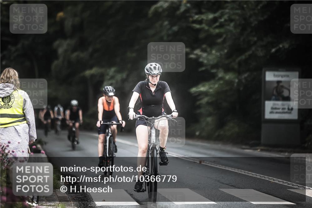 13.09.2026 - Stadtparktriathlon H.Heesch http://msf.ph/oto/10366779 13.09.2026 13:16:06 Radfahren 1258, 1366, 1418, 1428, 1452 meine-sportfotos.de
