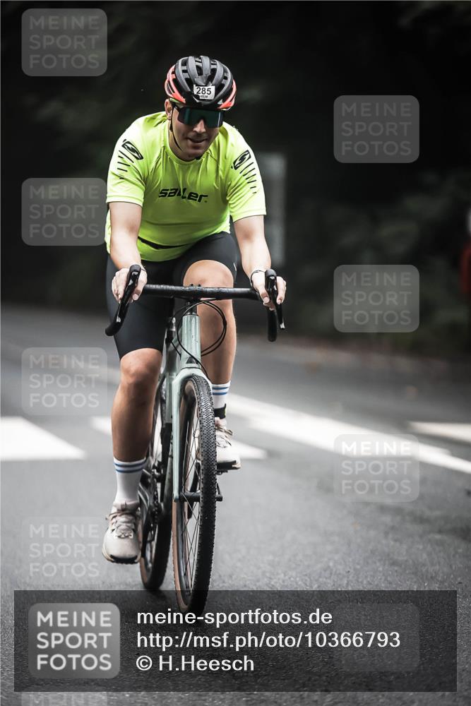 13.09.2026 - Stadtparktriathlon H.Heesch http://msf.ph/oto/10366793 13.09.2026 10:14:47 Radfahren 285, 314 meine-sportfotos.de