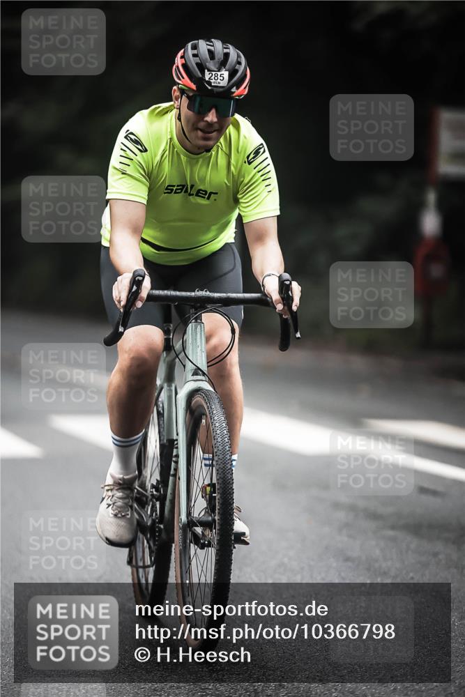 13.09.2026 - Stadtparktriathlon H.Heesch http://msf.ph/oto/10366798 13.09.2026 10:14:47 Radfahren 285, 314 meine-sportfotos.de