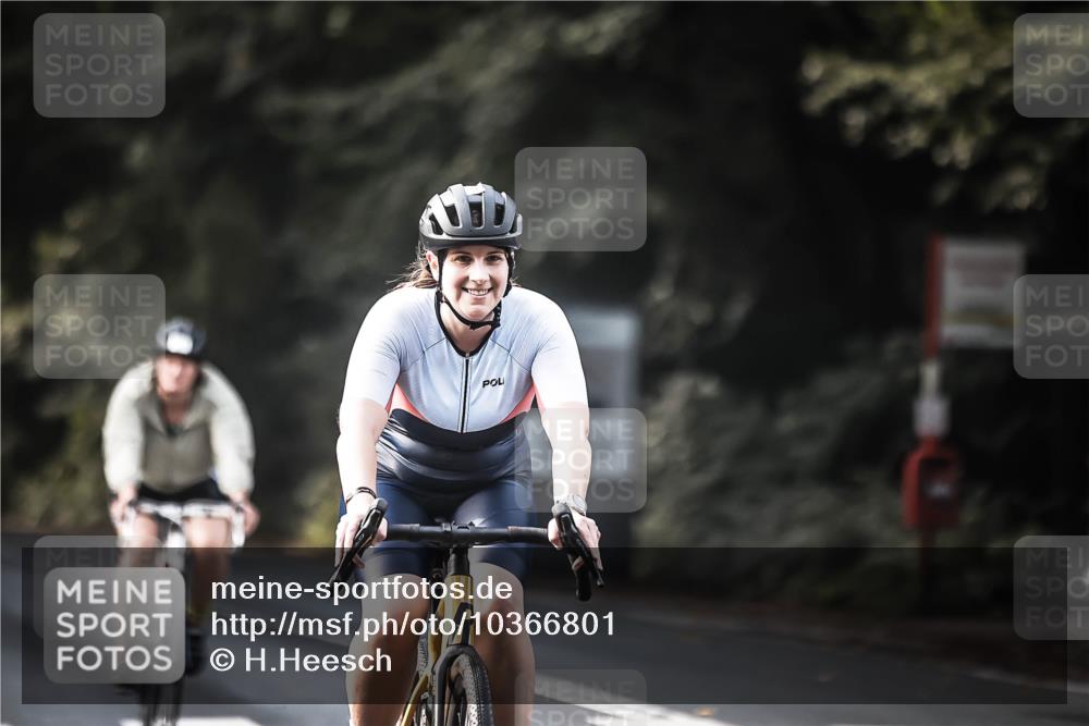 13.09.2026 - Stadtparktriathlon H.Heesch http://msf.ph/oto/10366801 13.09.2026 11:23:47 Radfahren 756, 774 meine-sportfotos.de