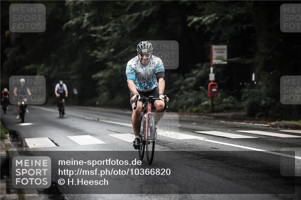 13.09.2026 - Stadtparktriathlon H.Heesch http://msf.ph/oto/10366820 13.09.2026 12:01:24 Radfahren 835, 861, 939, 966, 995, 1017, 1027, 1800 meine-sportfotos.de
