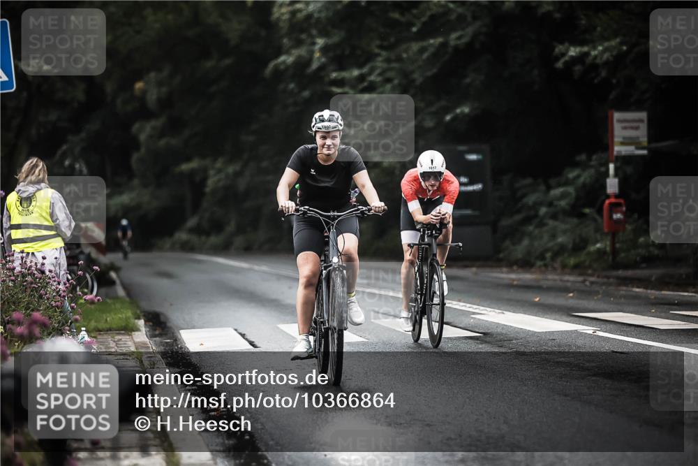 13.09.2026 - Stadtparktriathlon H.Heesch http://msf.ph/oto/10366864 13.09.2026 12:01:28 Radfahren 861, 939, 966, 995, 1017, 1027, 1800 meine-sportfotos.de