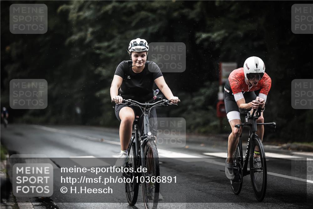 13.09.2026 - Stadtparktriathlon H.Heesch http://msf.ph/oto/10366891 13.09.2026 12:01:29 Radfahren 939, 966, 1017, 1027, 1800 meine-sportfotos.de
