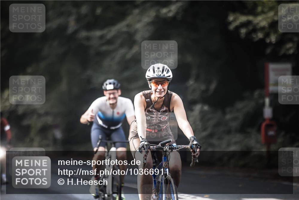 13.09.2026 - Stadtparktriathlon H.Heesch http://msf.ph/oto/10366911 13.09.2026 11:23:56 Radfahren 601, 677, 729, 744 meine-sportfotos.de