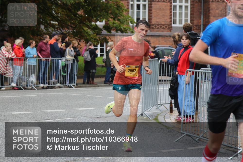 13.09.2026 - Kiel Lauf Markus Tischler http://msf.ph/oto/10366948 13.09.2026 12:14:22 Fleethörn 11344, 4, 38, 2562, 15 meine-sportfotos.de