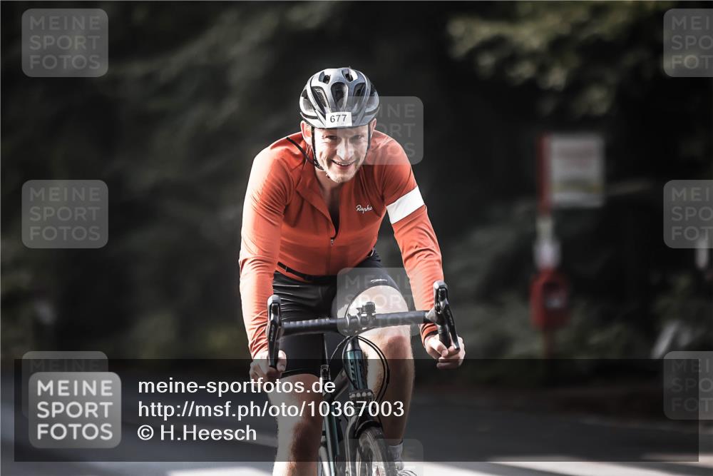 13.09.2026 - Stadtparktriathlon H.Heesch http://msf.ph/oto/10367003 13.09.2026 11:23:59 Radfahren 601, 677, 707, 729, 744 meine-sportfotos.de