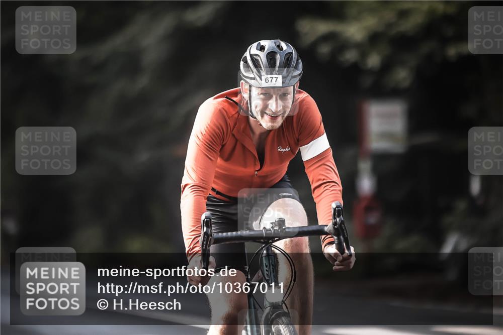 13.09.2026 - Stadtparktriathlon H.Heesch http://msf.ph/oto/10367011 13.09.2026 11:23:59 Radfahren 601, 677, 707, 729, 744 meine-sportfotos.de