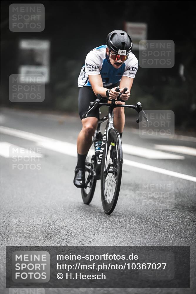 13.09.2026 - Stadtparktriathlon H.Heesch http://msf.ph/oto/10367027 13.09.2026 10:15:19 Radfahren 219, 232, 281, 340 meine-sportfotos.de