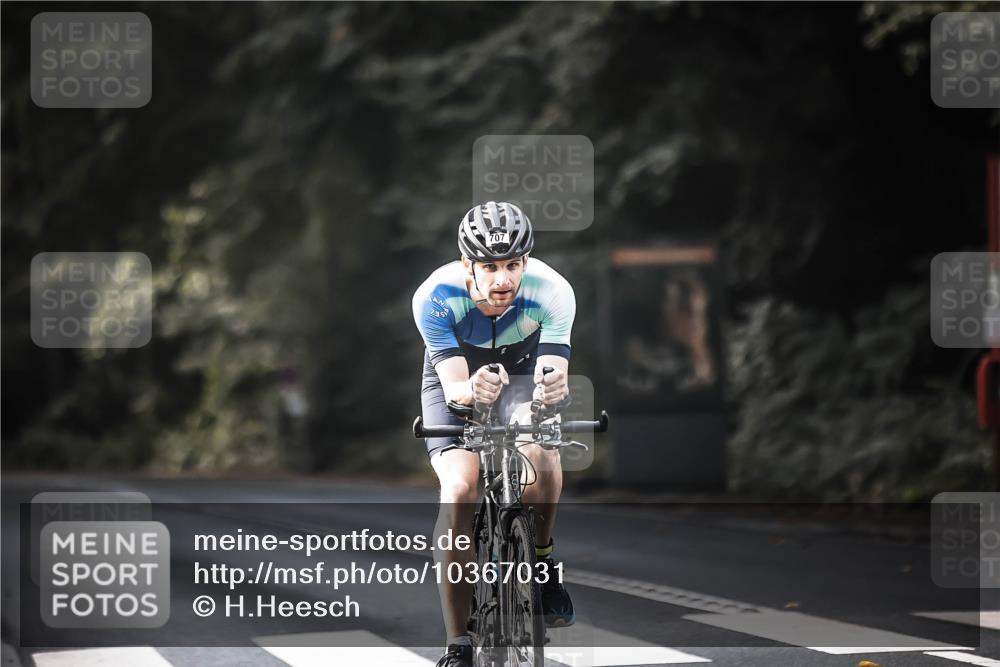 13.09.2026 - Stadtparktriathlon H.Heesch http://msf.ph/oto/10367031 13.09.2026 11:24:02 Radfahren 601, 677, 707, 729 meine-sportfotos.de