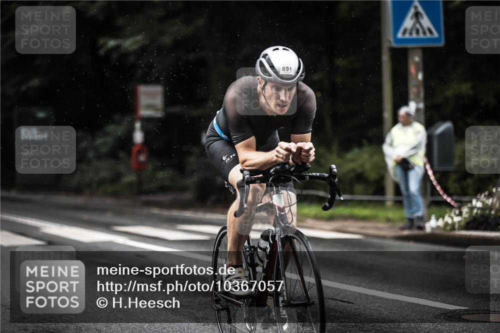 13.09.2026 - Stadtparktriathlon H.Heesch http://msf.ph/oto/10367057 13.09.2026 12:01:45 Radfahren 863, 867, 891, 897, 915, 945, 1039 meine-sportfotos.de