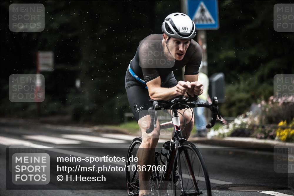 13.09.2026 - Stadtparktriathlon H.Heesch http://msf.ph/oto/10367060 13.09.2026 12:01:45 Radfahren 863, 867, 891, 897, 915, 945, 1039 meine-sportfotos.de