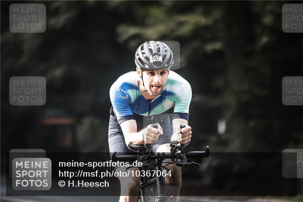 13.09.2026 - Stadtparktriathlon H.Heesch http://msf.ph/oto/10367064 13.09.2026 11:24:03 Radfahren 677, 707 meine-sportfotos.de