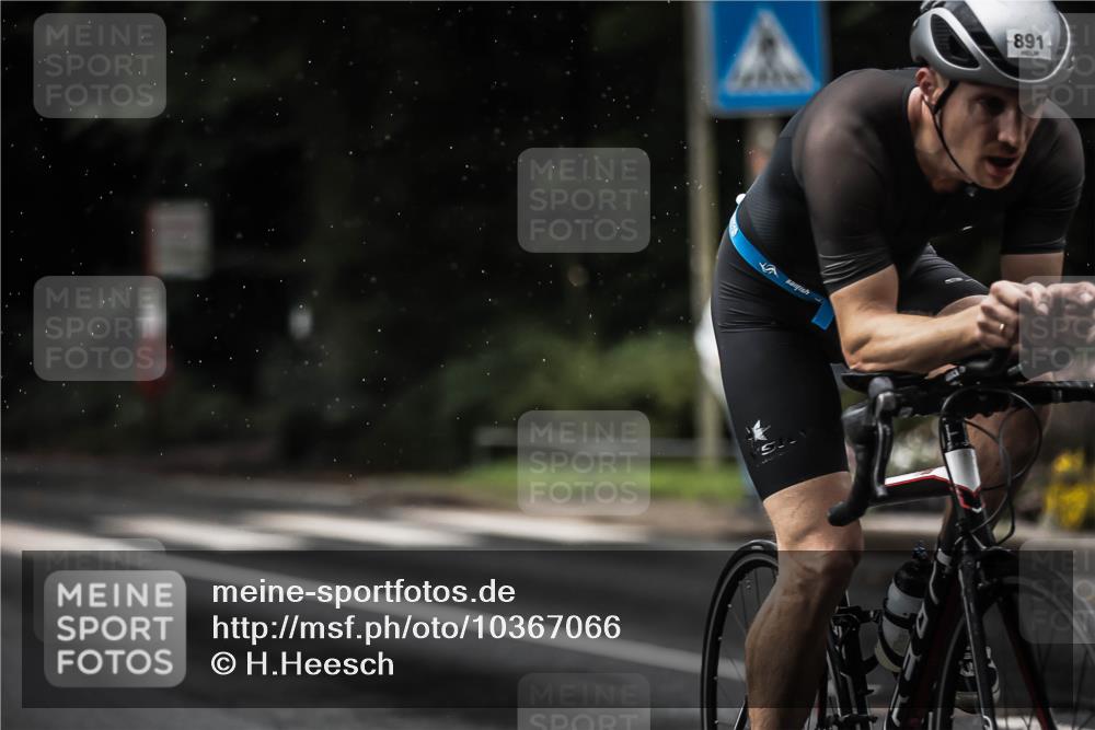 13.09.2026 - Stadtparktriathlon H.Heesch http://msf.ph/oto/10367066 13.09.2026 12:01:45 Radfahren 863, 867, 891, 897, 915, 945, 1039 meine-sportfotos.de