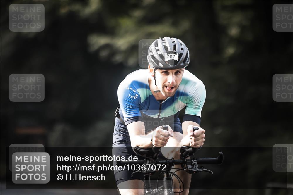 13.09.2026 - Stadtparktriathlon H.Heesch http://msf.ph/oto/10367072 13.09.2026 11:24:03 Radfahren 677, 707 meine-sportfotos.de