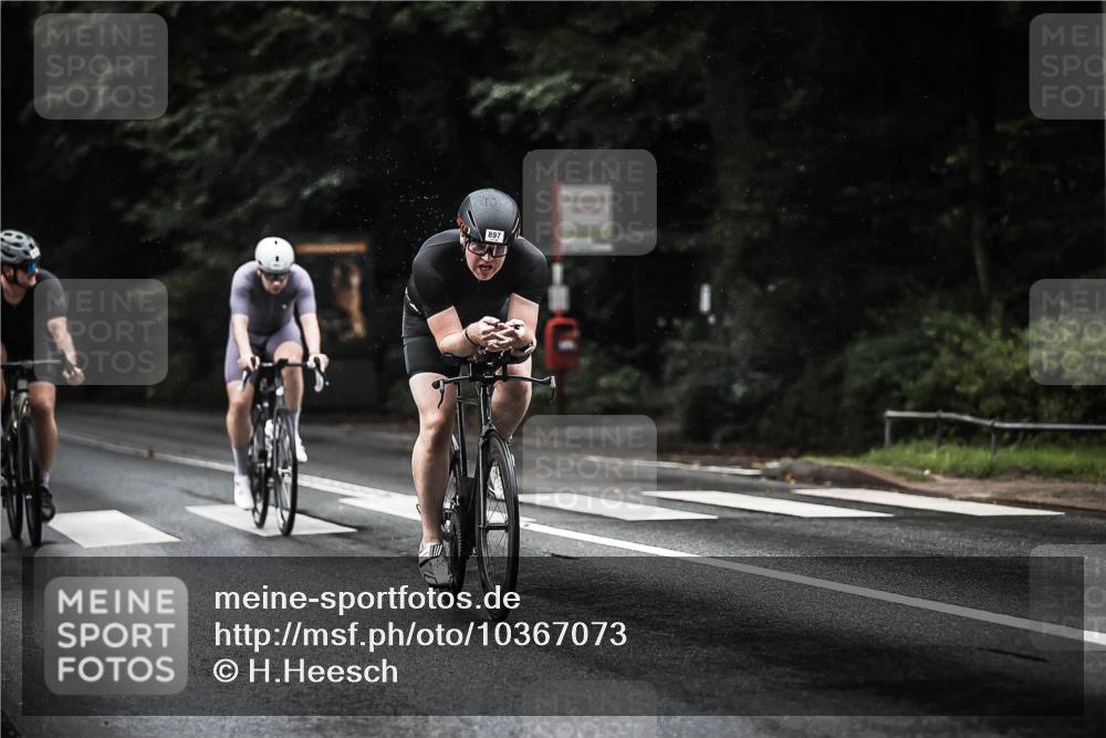 13.09.2026 - Stadtparktriathlon H.Heesch http://msf.ph/oto/10367073 13.09.2026 12:01:49 Radfahren 863, 867, 891, 897, 915, 938, 1039 meine-sportfotos.de