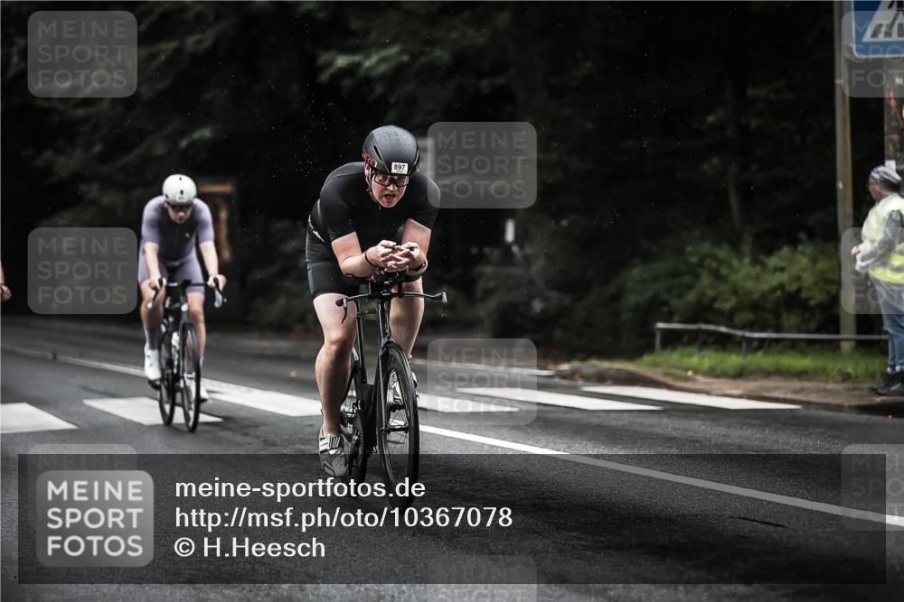 13.09.2026 - Stadtparktriathlon H.Heesch http://msf.ph/oto/10367078 13.09.2026 12:01:49 Radfahren 863, 867, 891, 897, 915, 938, 1039 meine-sportfotos.de