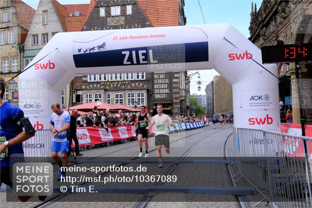 13.09.2026 - 21. swb-Marathon Bremen Tim E. http://msf.ph/oto/10367089 13.09.2026 13:04:35 Ziel 650, 3284, 3424, 4110, 4239, 6815, 7871, 9813 meine-sportfotos.de