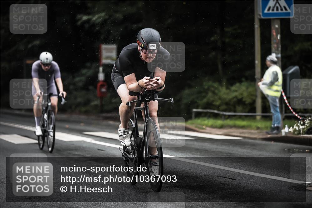 13.09.2026 - Stadtparktriathlon H.Heesch http://msf.ph/oto/10367093 13.09.2026 12:01:49 Radfahren 863, 867, 891, 897, 915, 938, 1039 meine-sportfotos.de