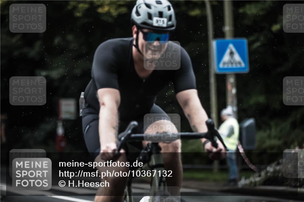 13.09.2026 - Stadtparktriathlon H.Heesch http://msf.ph/oto/10367132 13.09.2026 12:01:51 Radfahren 863, 867, 871, 897, 915, 938 meine-sportfotos.de