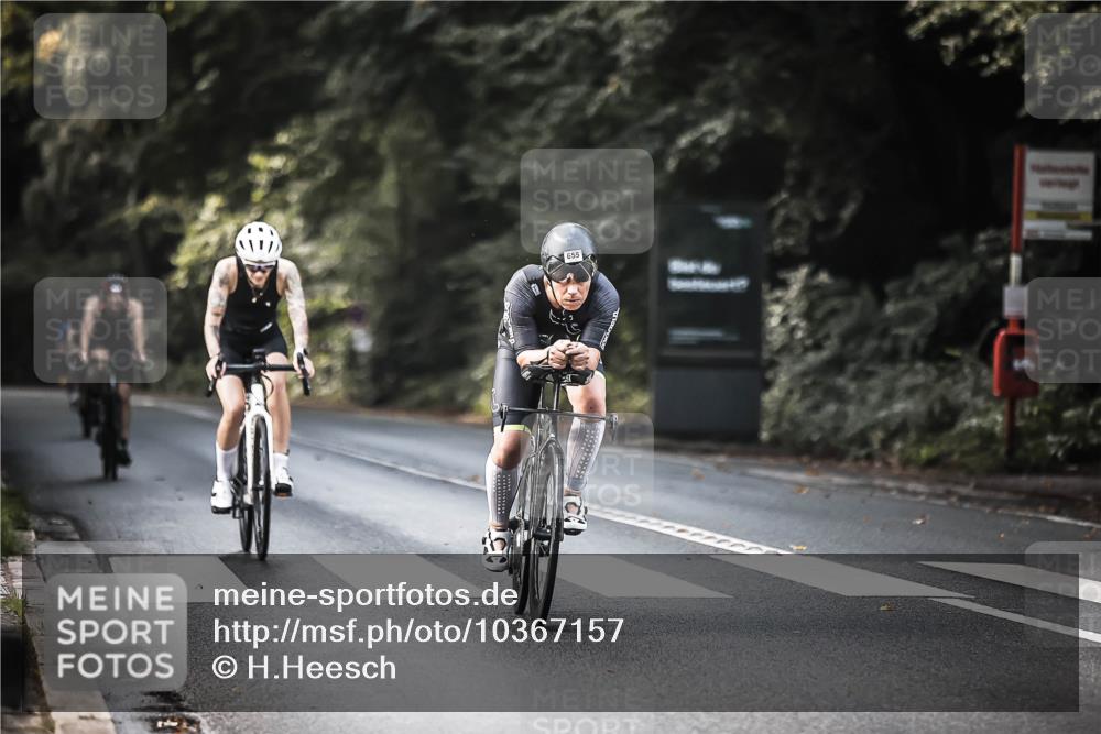 13.09.2026 - Stadtparktriathlon H.Heesch http://msf.ph/oto/10367157 13.09.2026 11:24:23 Radfahren 655, 676, 690, 712 meine-sportfotos.de