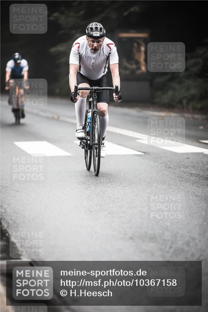 13.09.2026 - Stadtparktriathlon H.Heesch http://msf.ph/oto/10367158 13.09.2026 10:15:33 Radfahren 218, 293, 306, 329, 341 meine-sportfotos.de