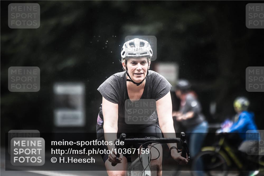 13.09.2026 - Stadtparktriathlon H.Heesch http://msf.ph/oto/10367159 13.09.2026 13:16:37 Radfahren 1249, 1327, 1330 meine-sportfotos.de
