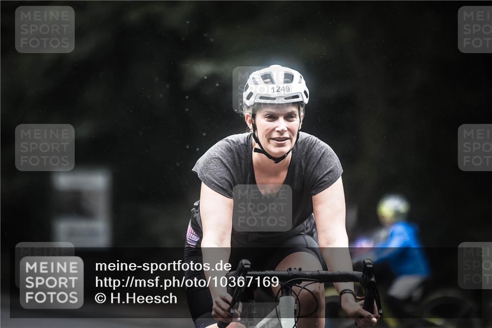 13.09.2026 - Stadtparktriathlon H.Heesch http://msf.ph/oto/10367169 13.09.2026 13:16:37 Radfahren 1249, 1327, 1330 meine-sportfotos.de