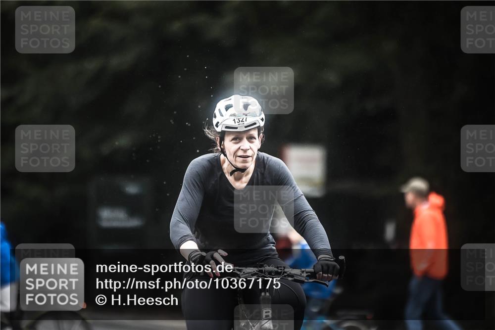 13.09.2026 - Stadtparktriathlon H.Heesch http://msf.ph/oto/10367175 13.09.2026 13:16:40 Radfahren 1249, 1327, 1412 meine-sportfotos.de