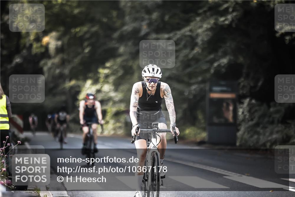 13.09.2026 - Stadtparktriathlon H.Heesch http://msf.ph/oto/10367178 13.09.2026 11:24:25 Radfahren 467, 655, 676, 690, 712 meine-sportfotos.de