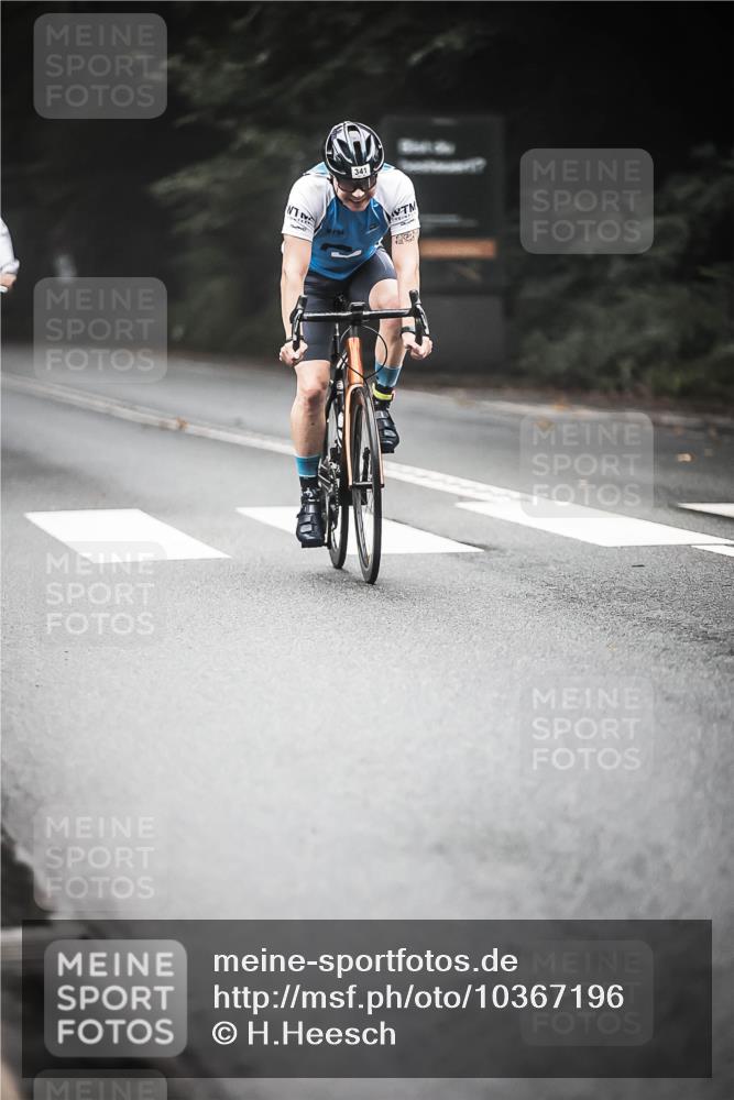 13.09.2026 - Stadtparktriathlon H.Heesch http://msf.ph/oto/10367196 13.09.2026 10:15:35 Radfahren 218, 293, 329, 341, 409 meine-sportfotos.de