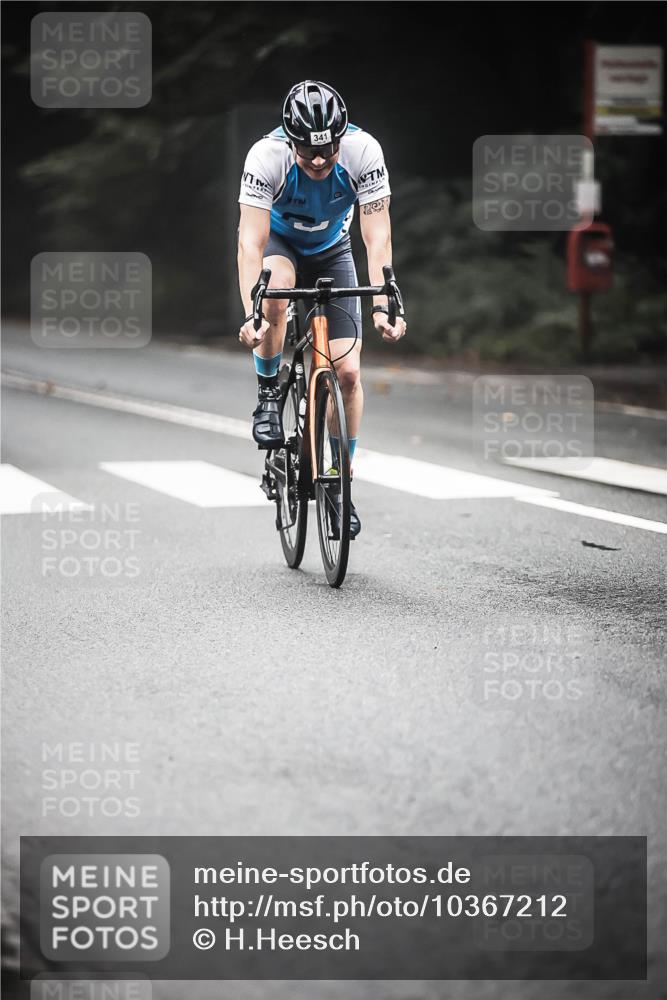 13.09.2026 - Stadtparktriathlon H.Heesch http://msf.ph/oto/10367212 13.09.2026 10:15:35 Radfahren 218, 293, 329, 341, 409 meine-sportfotos.de