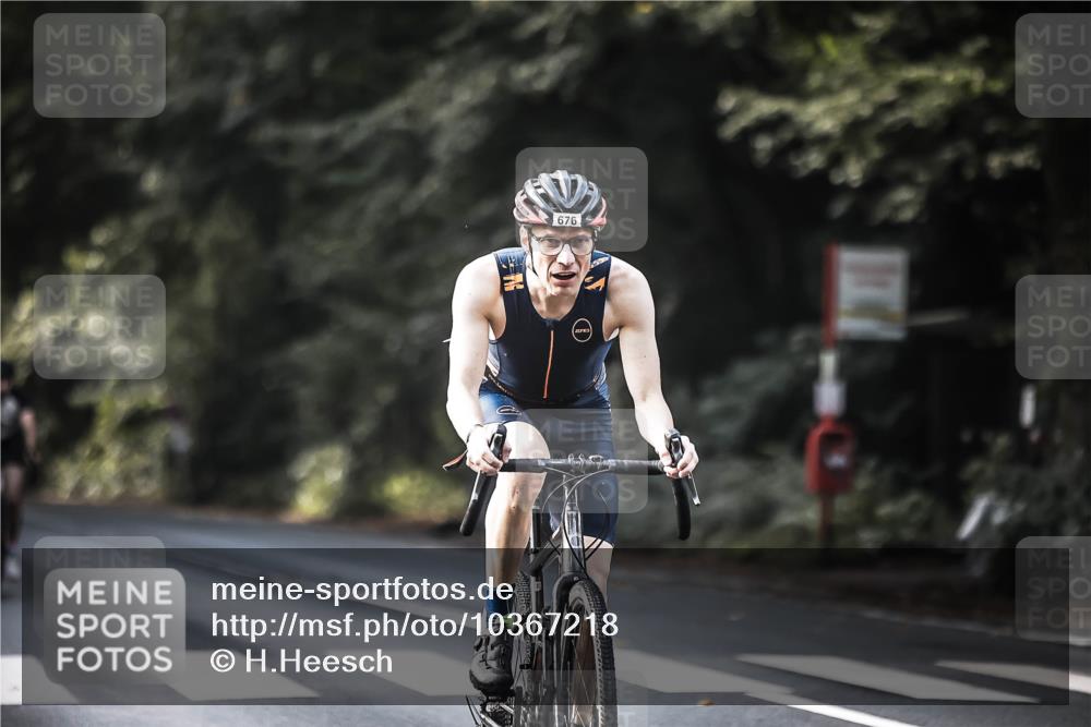 13.09.2026 - Stadtparktriathlon H.Heesch http://msf.ph/oto/10367218 13.09.2026 11:24:27 Radfahren 467, 649, 655, 676, 712 meine-sportfotos.de