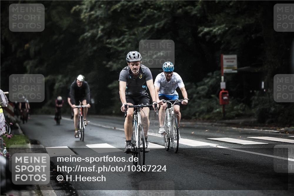 13.09.2026 - Stadtparktriathlon H.Heesch http://msf.ph/oto/10367224 13.09.2026 12:01:58 Radfahren 844, 871, 938, 985, 1033, 1062, 1063 meine-sportfotos.de
