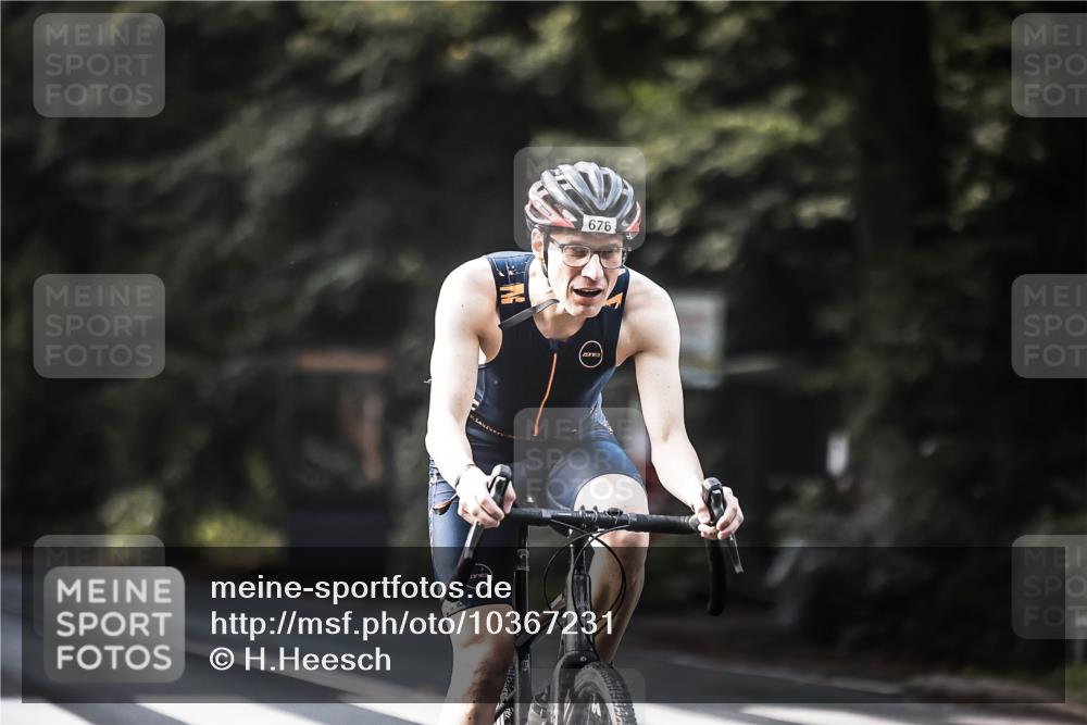 13.09.2026 - Stadtparktriathlon H.Heesch http://msf.ph/oto/10367231 13.09.2026 11:24:27 Radfahren 467, 649, 655, 676, 712 meine-sportfotos.de