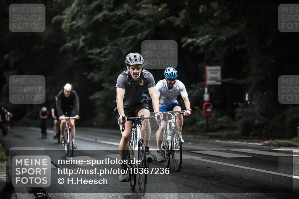 13.09.2026 - Stadtparktriathlon H.Heesch http://msf.ph/oto/10367236 13.09.2026 12:01:59 Radfahren 844, 871, 935, 985, 1033, 1062, 1063 meine-sportfotos.de