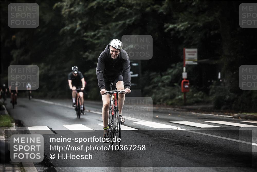 13.09.2026 - Stadtparktriathlon H.Heesch http://msf.ph/oto/10367258 13.09.2026 12:02:00 Radfahren 844, 871, 935, 985, 1033, 1062, 1063 meine-sportfotos.de