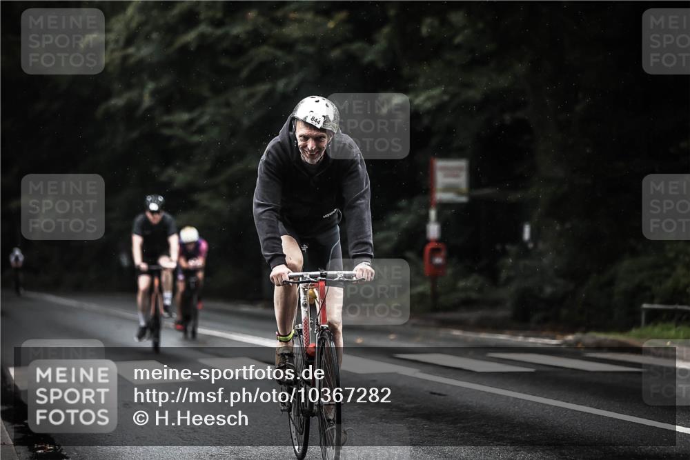 13.09.2026 - Stadtparktriathlon H.Heesch http://msf.ph/oto/10367282 13.09.2026 12:02:00 Radfahren 844, 871, 935, 985, 1033, 1062, 1063 meine-sportfotos.de