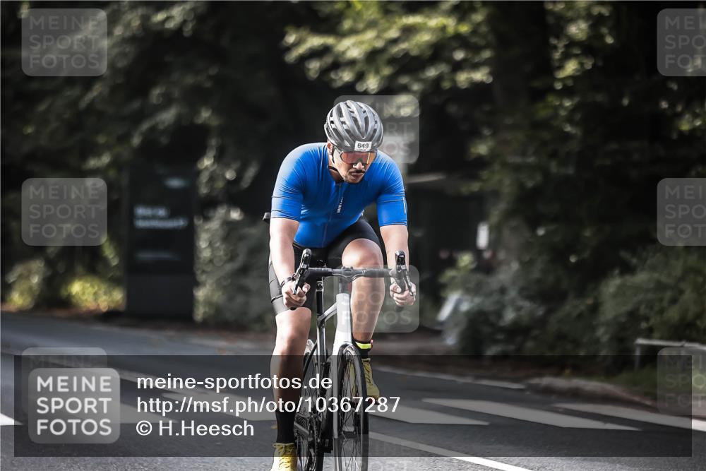 13.09.2026 - Stadtparktriathlon H.Heesch http://msf.ph/oto/10367287 13.09.2026 11:24:33 Radfahren 467, 649, 762, 779, 1799 meine-sportfotos.de