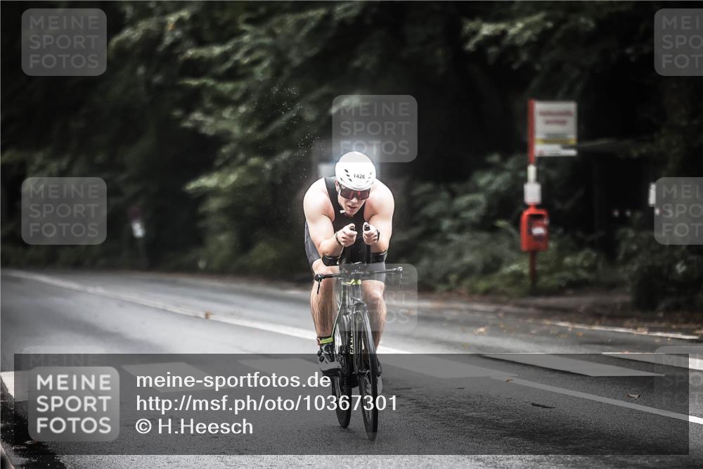 13.09.2026 - Stadtparktriathlon H.Heesch http://msf.ph/oto/10367301 13.09.2026 13:17:07 Radfahren 1426 meine-sportfotos.de