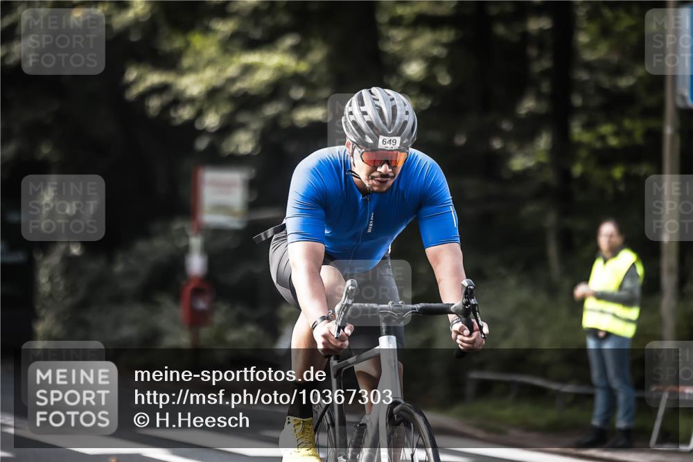 13.09.2026 - Stadtparktriathlon H.Heesch http://msf.ph/oto/10367303 13.09.2026 11:24:33 Radfahren 467, 649, 762, 779, 1799 meine-sportfotos.de